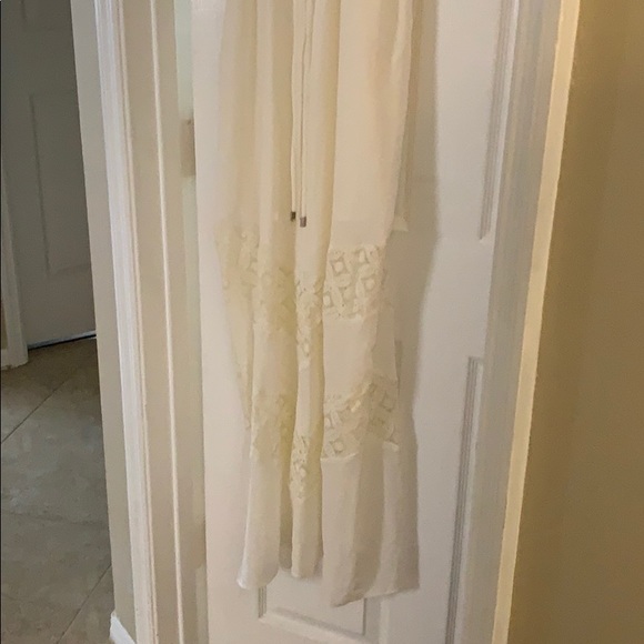 Beautiful Maxi-dress ! - Picture 2 of 2